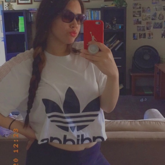 Adidas crop top - Picture 2 of 2